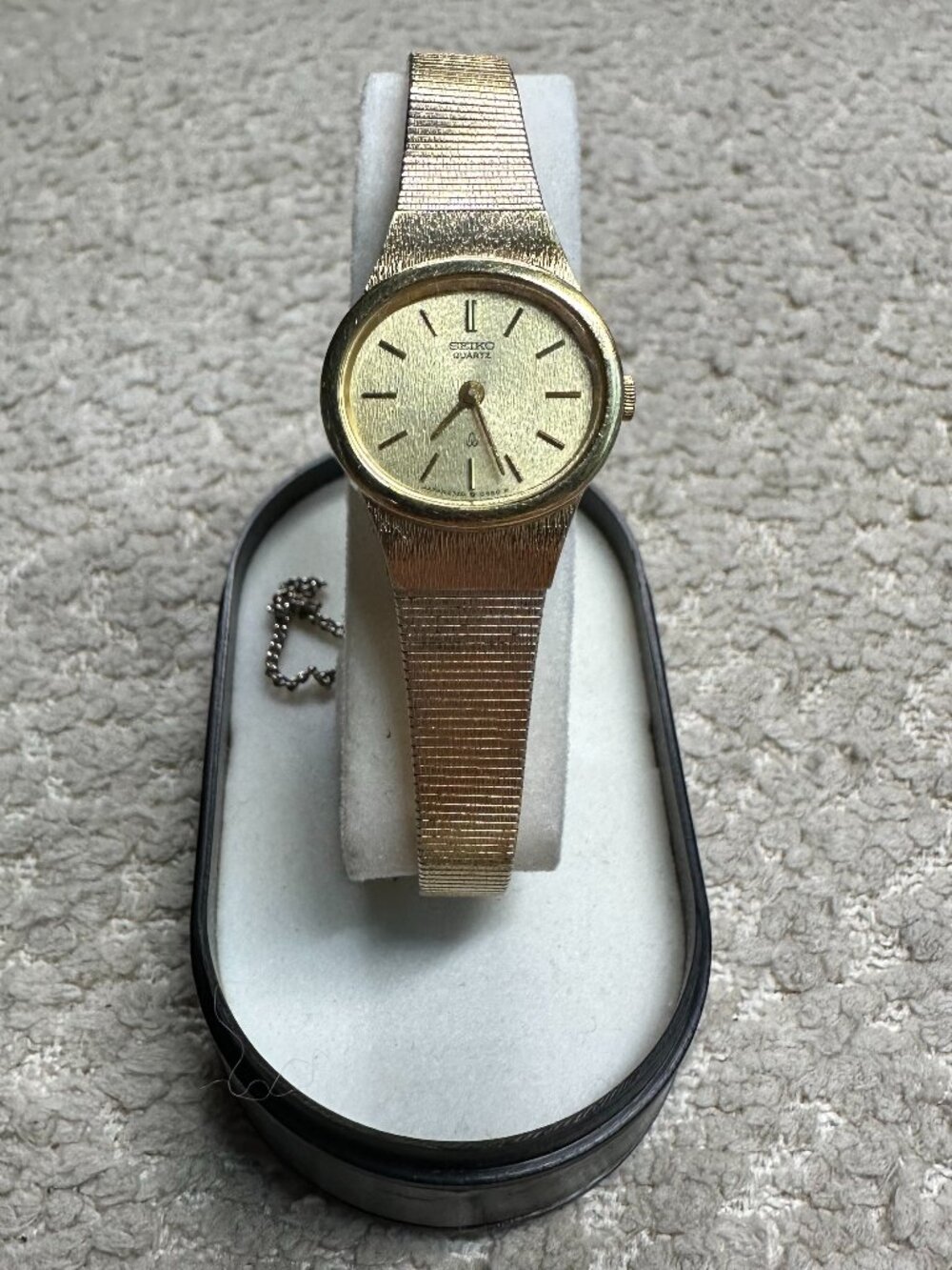 Seiko Women's Vintage Watch, Champagne Dial, Gold Adjustable Band, New Battery